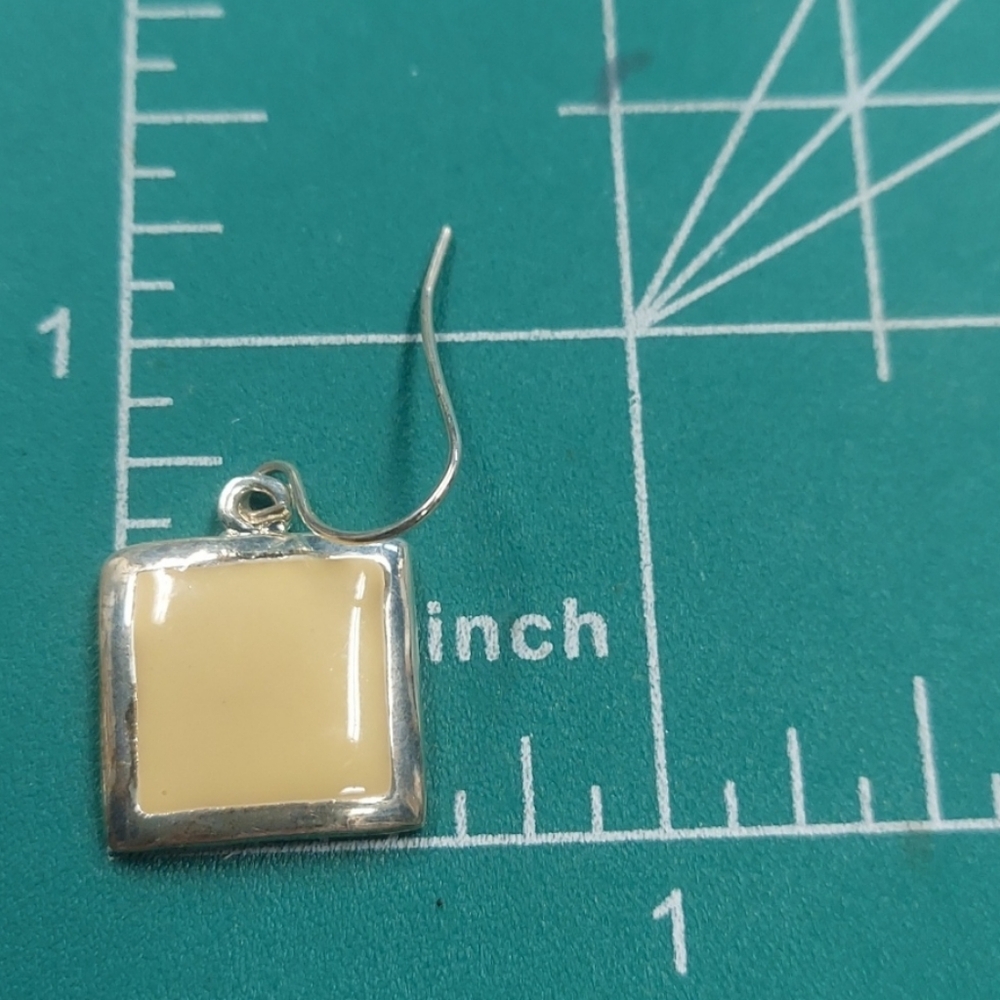 E1500 Silvertone Square Enamel Drop Earring - Picture 6 of 9